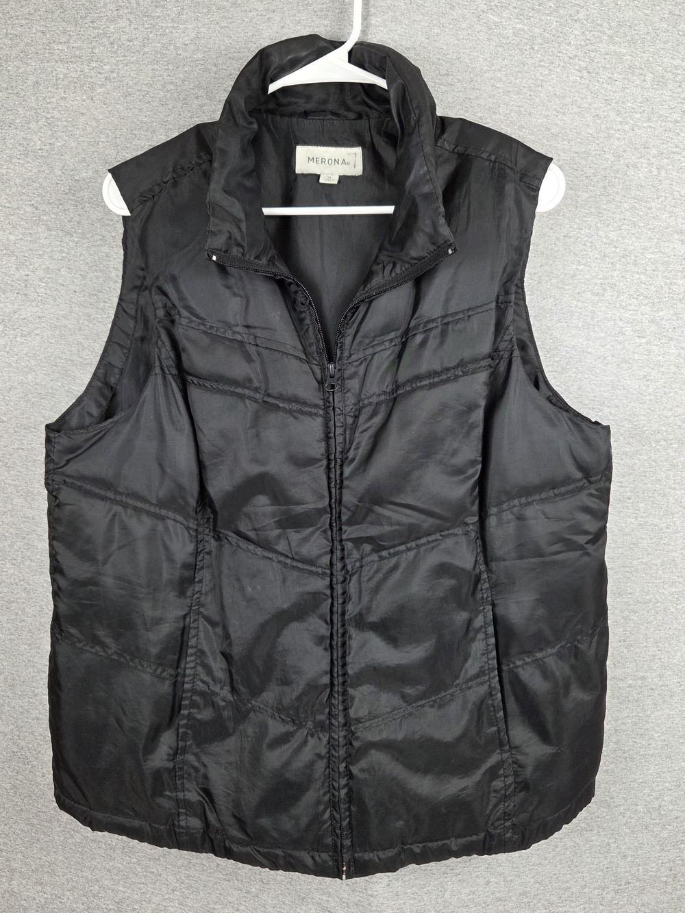 Merona Black Quilted Zip Up Puffer Vest XL